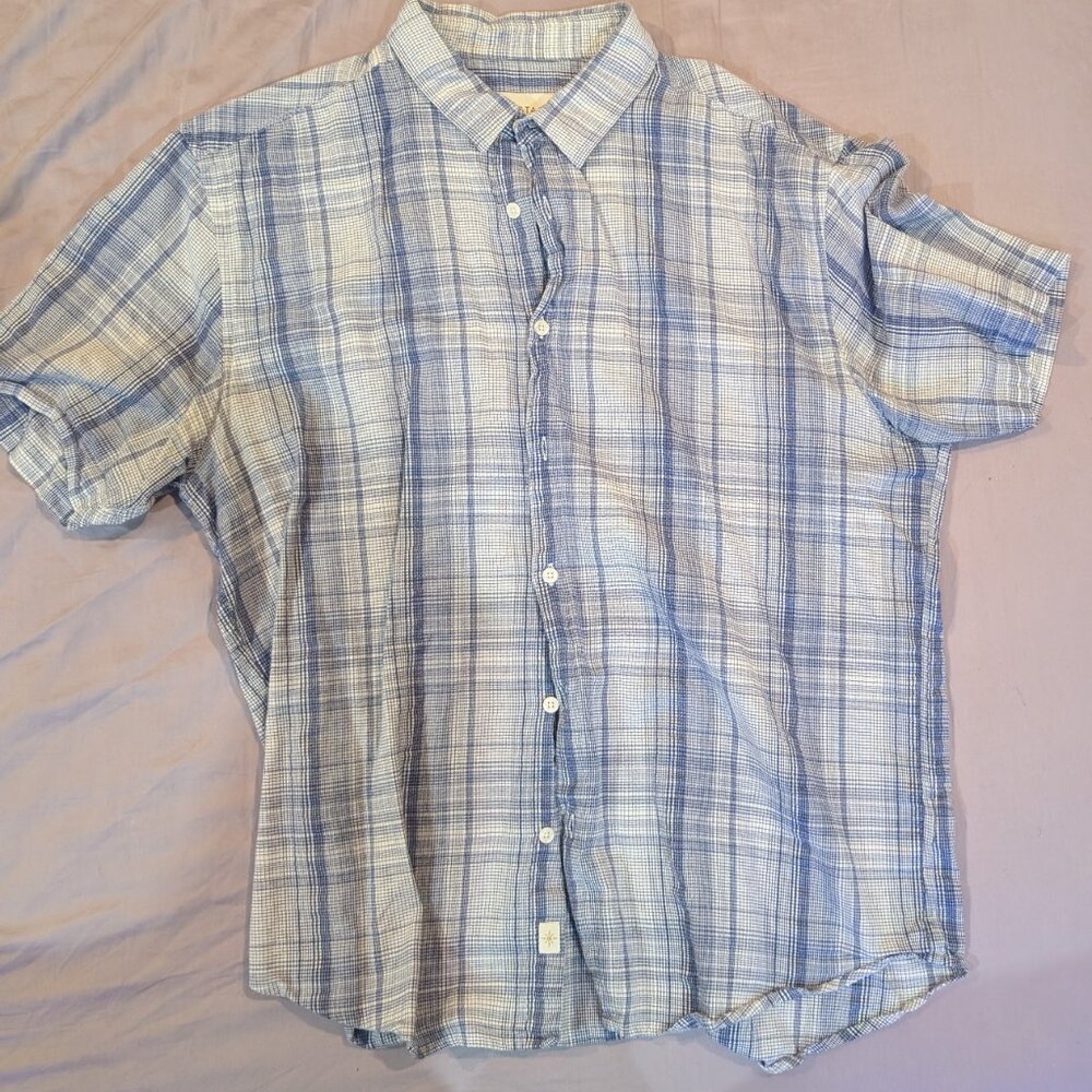 Men's Lightweight Shortsleeve Button Up XL
